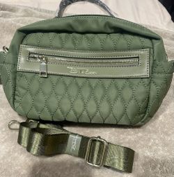Bella Russo Quilted 8.7” Crossbody Bag Sage Green New With Tags 