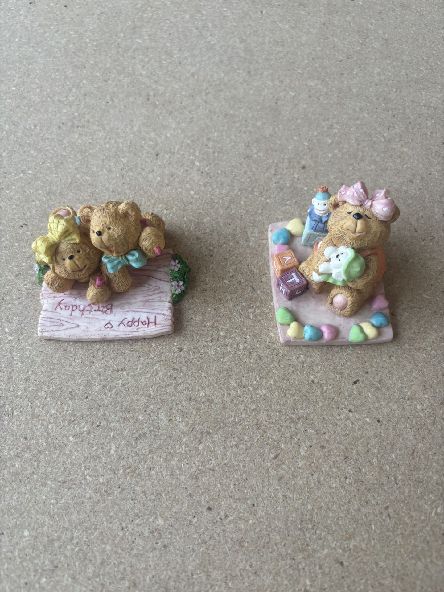 2 Cute Bear Decors