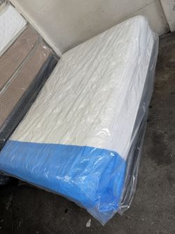 Full Hybrid Plush Mattress