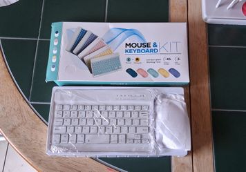 BRAND NEW  MOUSE & KEYBOARD  KIT $25..