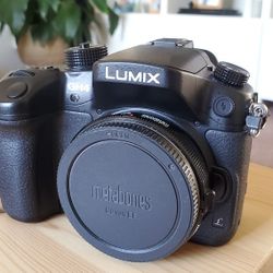 Panasonic Lumix GH4 4k Still/Video Camera