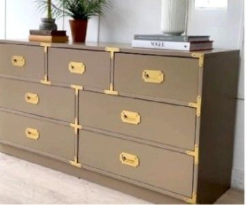 Mcm #Mcampaign-style #Mvintage dresser with seven drawers made by Bernhardt Furniture
Chrome hardware