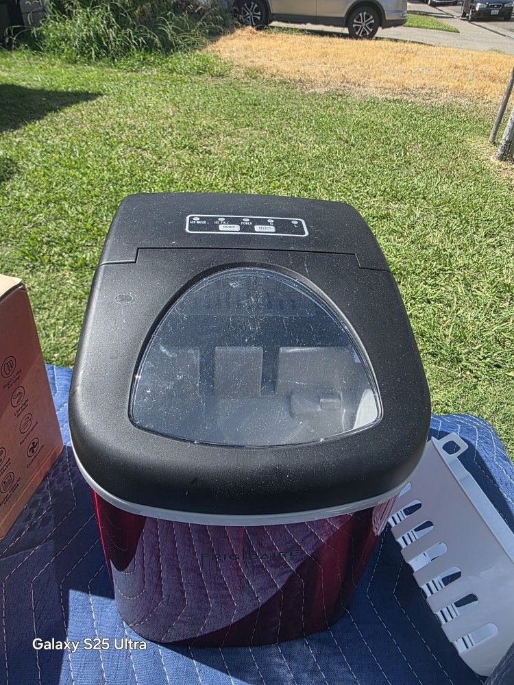 Ice Maker