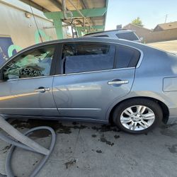 2010 Nissan Altima 2.5 S 