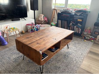 Mid-Century Modern Coffee Table with Hairpin Legs