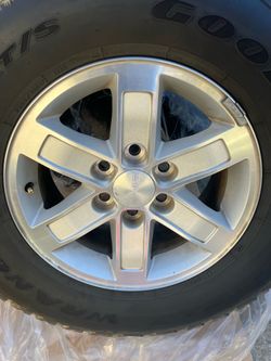 17” GMC 265/70/17 wheels / tires fit any 6 lug Chevy Tahoe Yukon Suburban Silverado Sierra