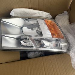 2013 Big Horn Original Headlight