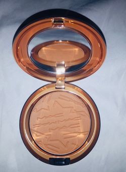 MAC COSMETICS SKINFINISH SUNSTRUCK MATTE BRONZER