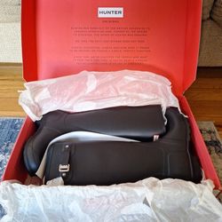 HUNTER boots Size 7 Women 