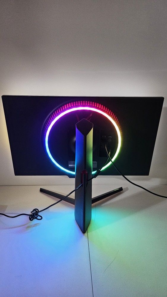 Like New 27" LG Ultragear 27GP950 Gaming Monitor HDR G-Sync RGB IPS HDMI 2.1 144Hz 4K
