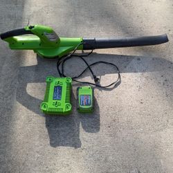 Cordless Leaf Blower With Battery And Charger