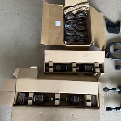 2025 Toyota Tundra Limited OEM Suspension & CV Axles – 5k Miles