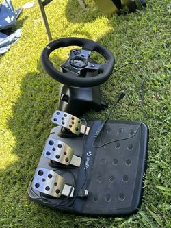 X box Logitech steering Wheel And Pedals