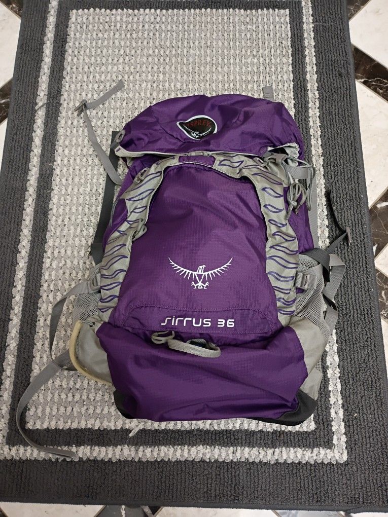 Osprey Sirrus 36 L Womens Backpack Backpacking Hiking Pack