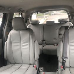 2011 Toyota Sienna