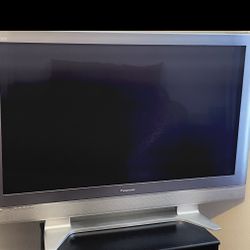 50 Inches Panasonic Flat TV Screen Plasma ( 