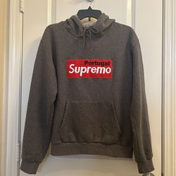 Gray Hoodie. SZ Women’s small~medium