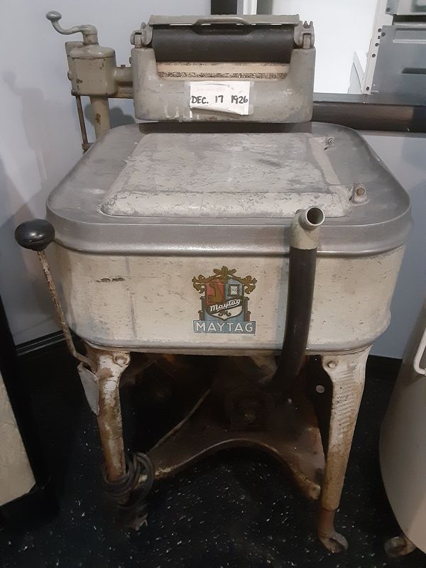 Antique Maytag Wringer Washer for Sale in Chicago, IL OfferUp
