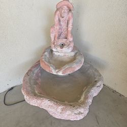 Outdoor water fountain