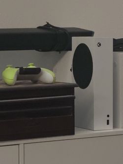 Xbox series S w/ 1 controller
