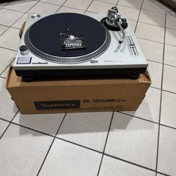 Technics sl-1200mk2 Beautiful Single Pro Dj Turntable with Original Box 