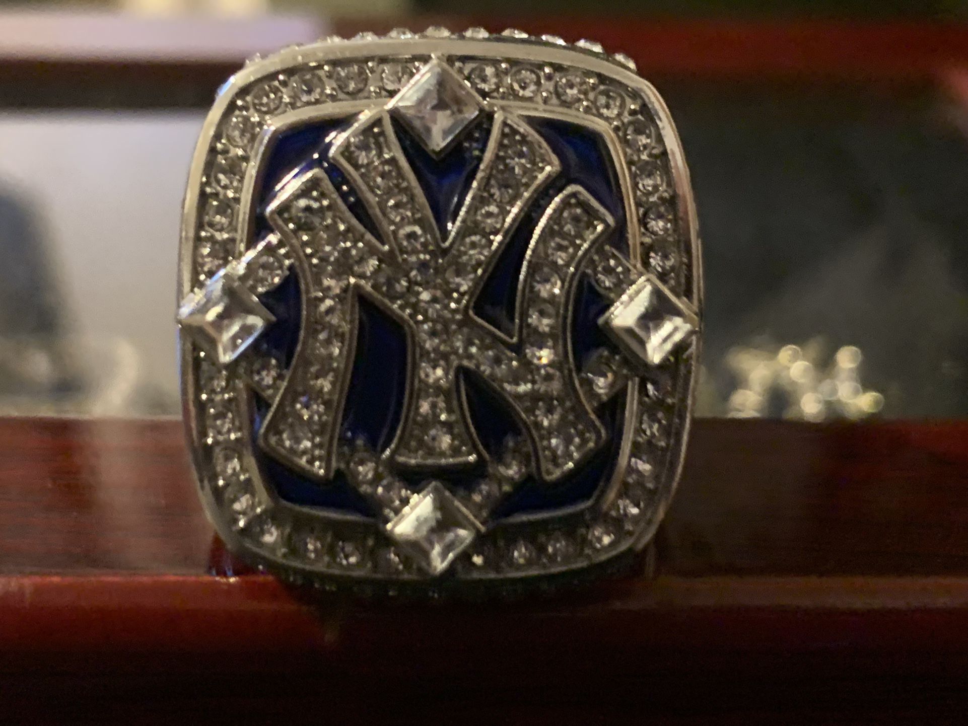 New York Yankees  2009 Jeter  Ring/Case