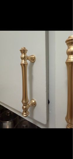 Kitchen handles and faucet