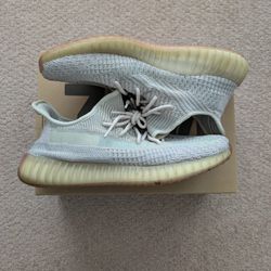 Used Yeezy 350 v2 Citrin Size 11