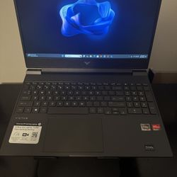 HP Victus 15.6" FHD 144Hz Gaming Laptop R5-7535HS 8GB 512GB RX 6550M