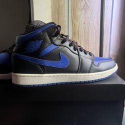 Mid Jordan 1 Blue