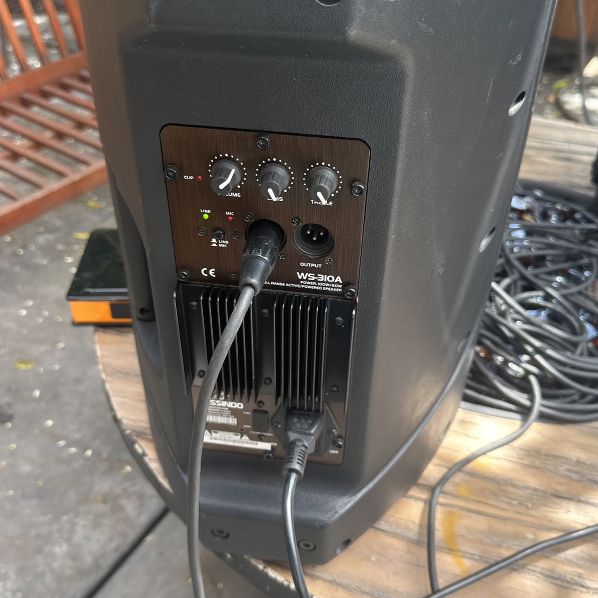 Pair Of Nizzindo Speaker Model WS 310A
