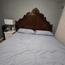 KING SIZE BED.  CAMA GRANDE 