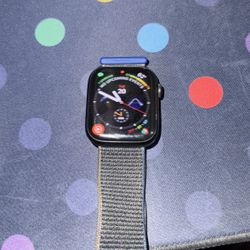 Apple Watch Series 8 45mm Green