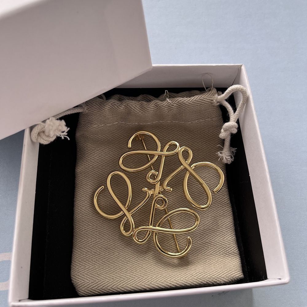  Hollow Change Pin Brooch Metal Brooch 