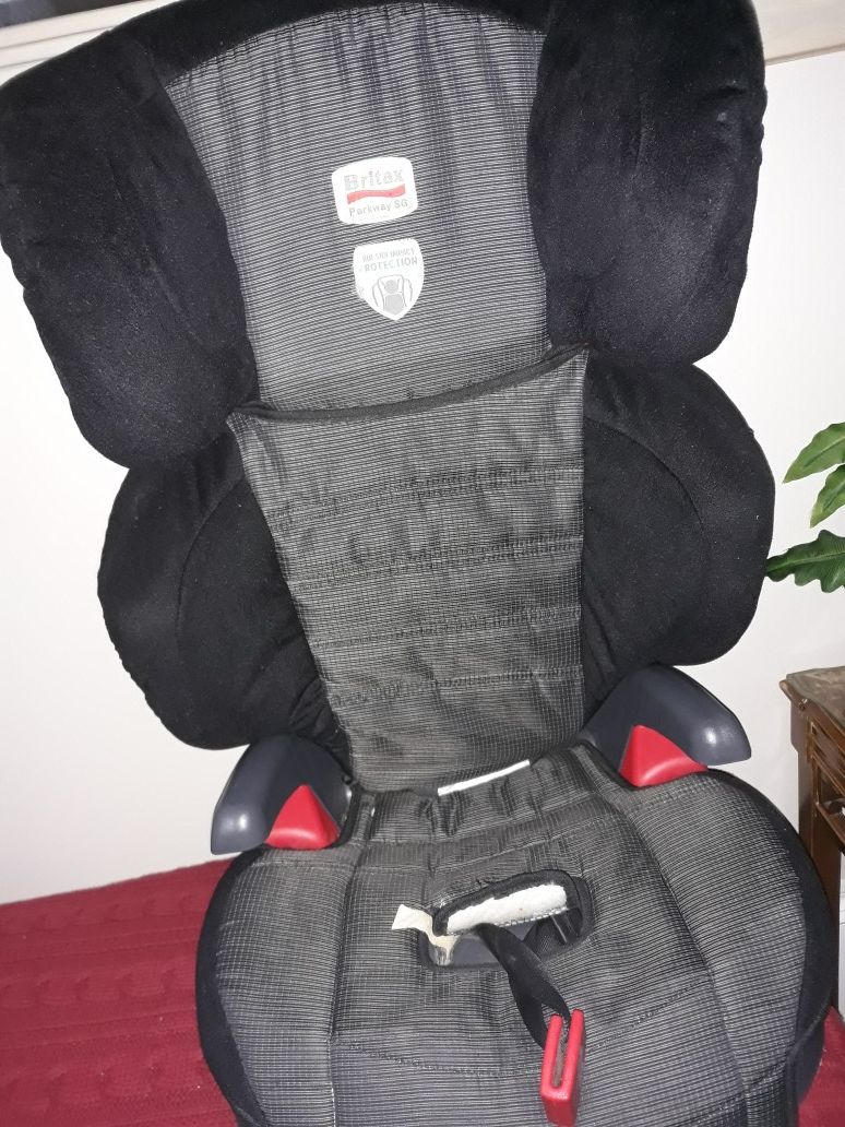I sell car seat is in good condition is not broken