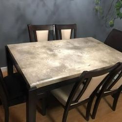 Marvel Table And Chairs. 