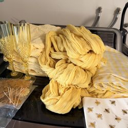 Assorted Yellow Spring Bridal Or Baby Shower Decorations