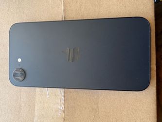 iPhone 16 e UNLOCKED !