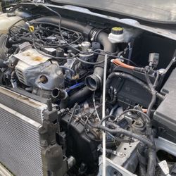 2018 Ford Focus Se Gray On Black Intirior Part’s Only 1.0 L Engine 3 Cilinders   Many Parts  Are Goods