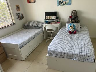 Cama twins