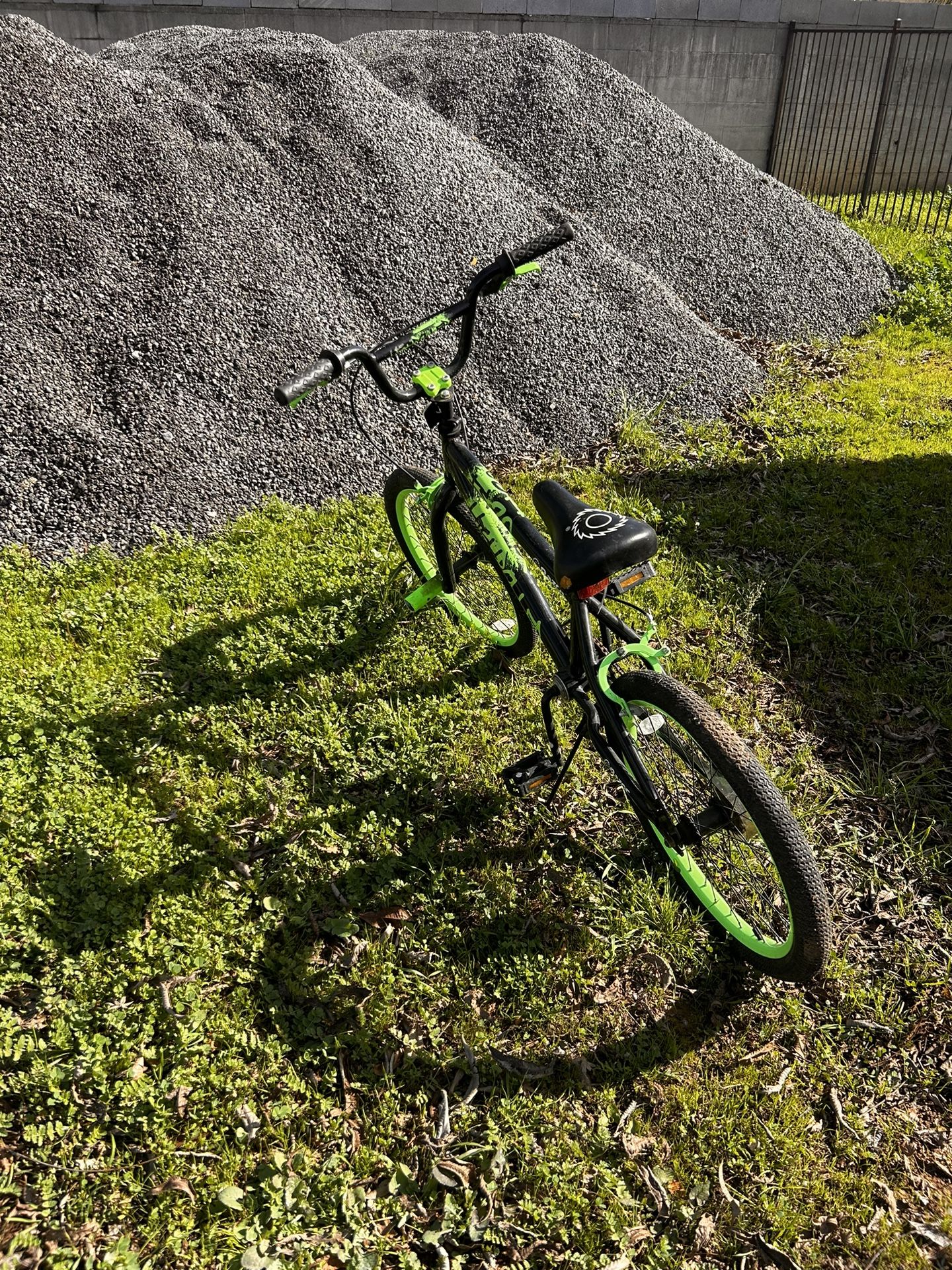 green razor pedal bike $40 or best offer
