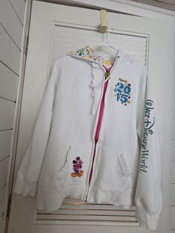 Disney 2015 Sweatshirt