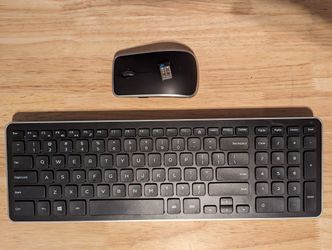 Dell Wireless Keyboard And Mouse KM714