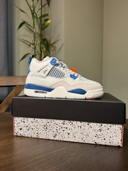 Jordan 4 Military Blue Size 5y/6.5w