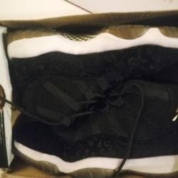 Still With Org. Box Size 12