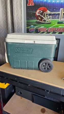 Ice chest rolls