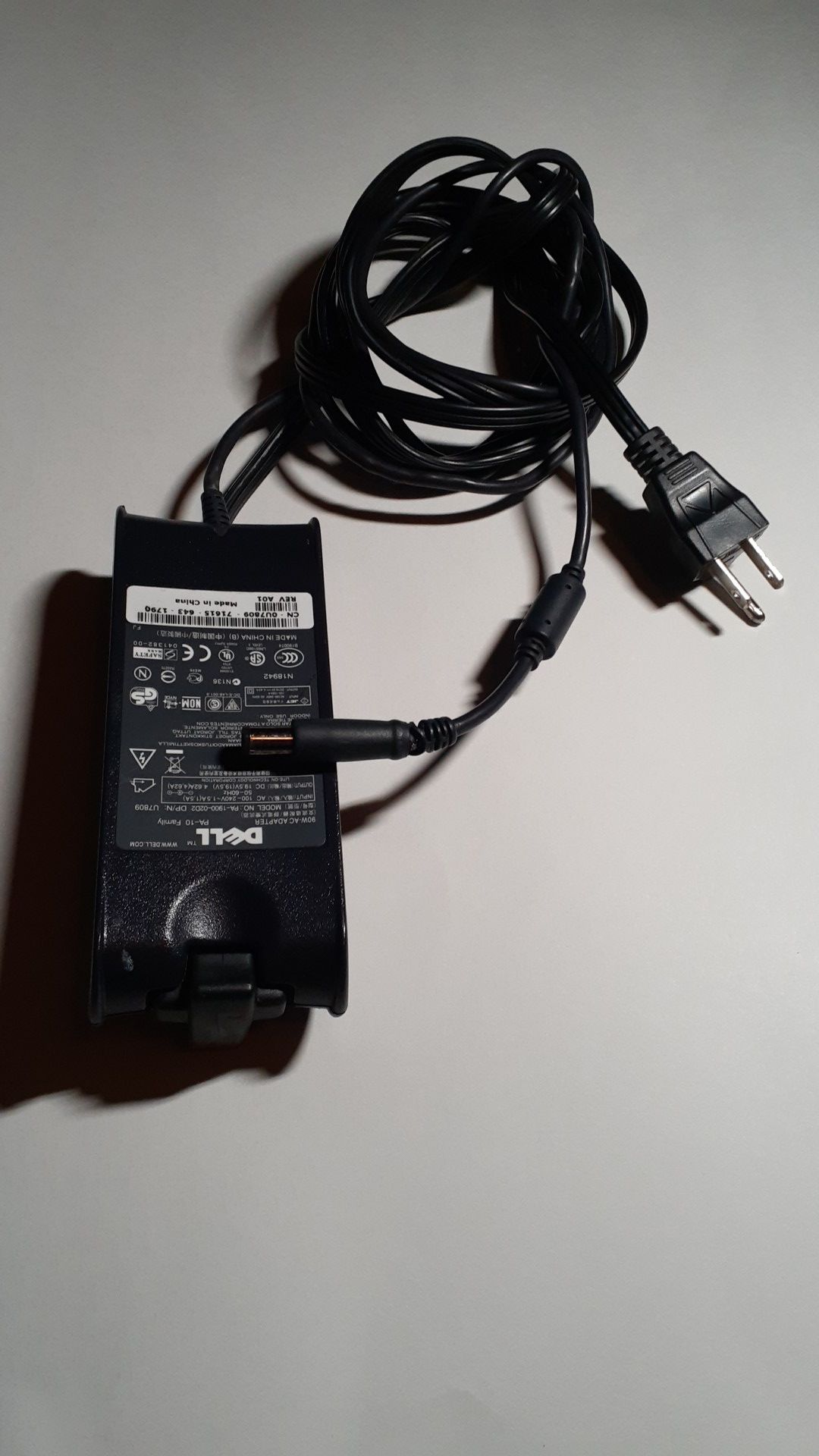 DELL AC ADAPTER