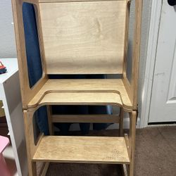 Toddler tower 