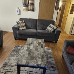 Ashley living room set in excellent condition. 