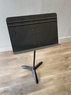 Music sheet stand